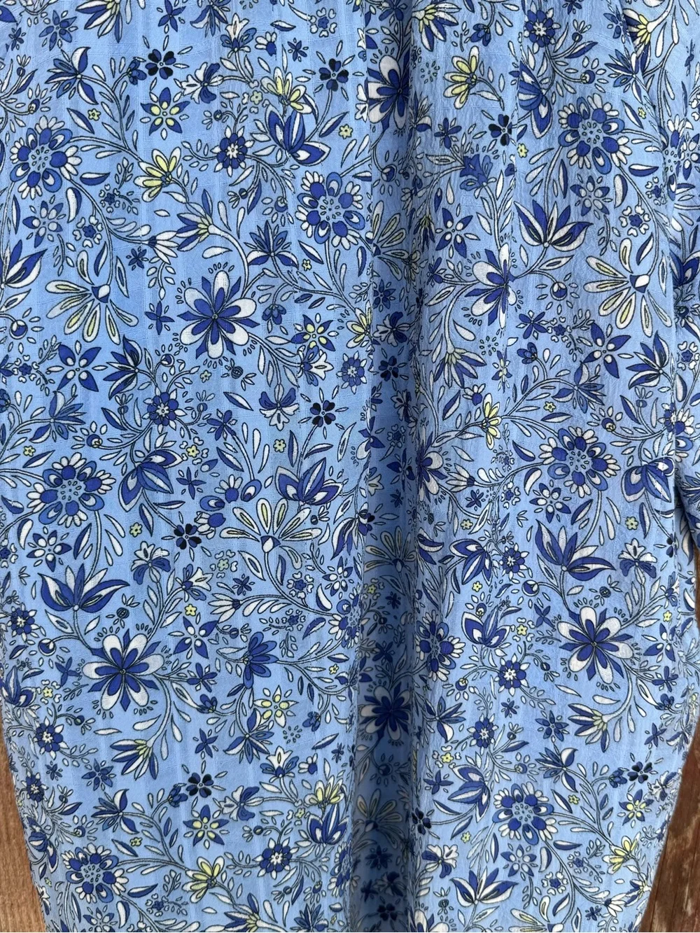 Loft Smocked Neck Blue Floral Puff-Sleeve Top Size Medium